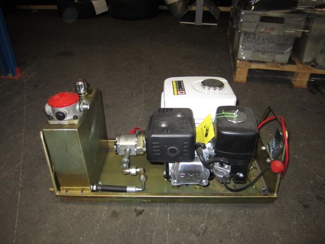Bronco Hydraulenhet till 77-12191 & 77-12191-1 - Vagnar - D478591 - 1