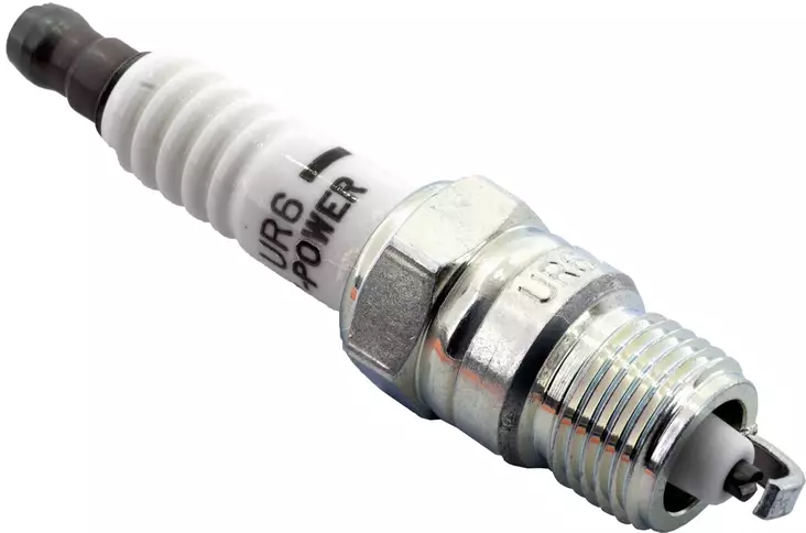 Ngk Sparkplug UR6 - Tändstift och tändhatt - D2522 - 1