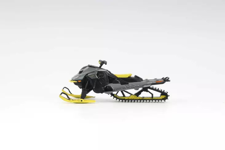 SKALMODELL SKI-DOO SUMMIT EXPERT OS 1:32 - Övriga tillbehör - 54997 - 1